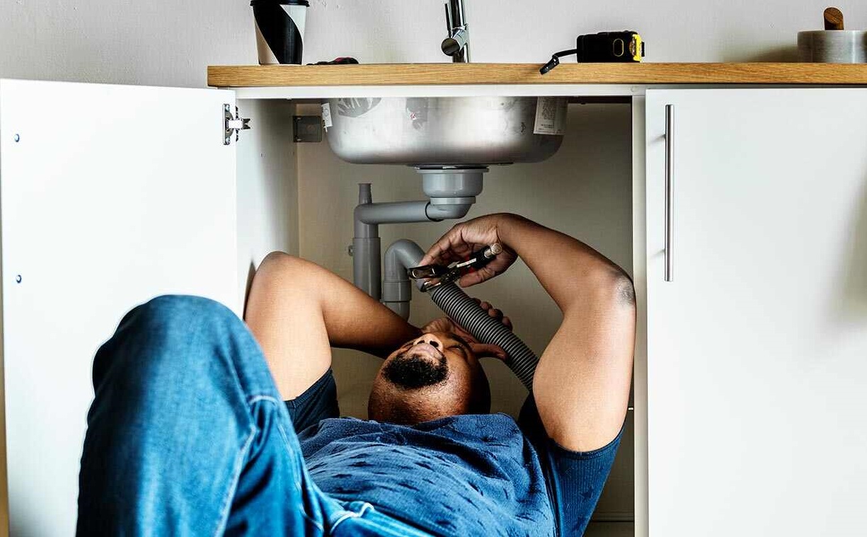 plumber photo of a plumber
